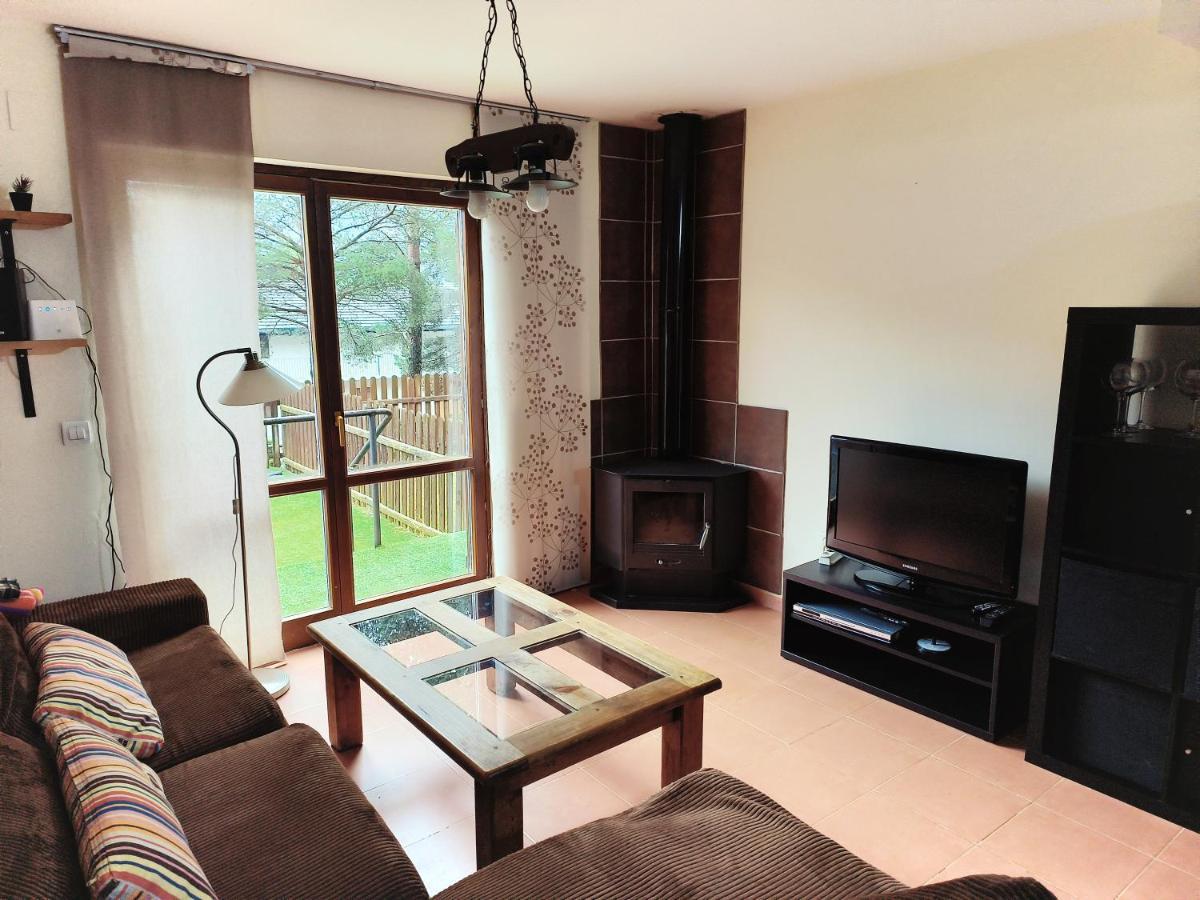 Duplex Con Jardin En Pirineos, Totalmente Equipado Apartman Villanúa Kültér fotó