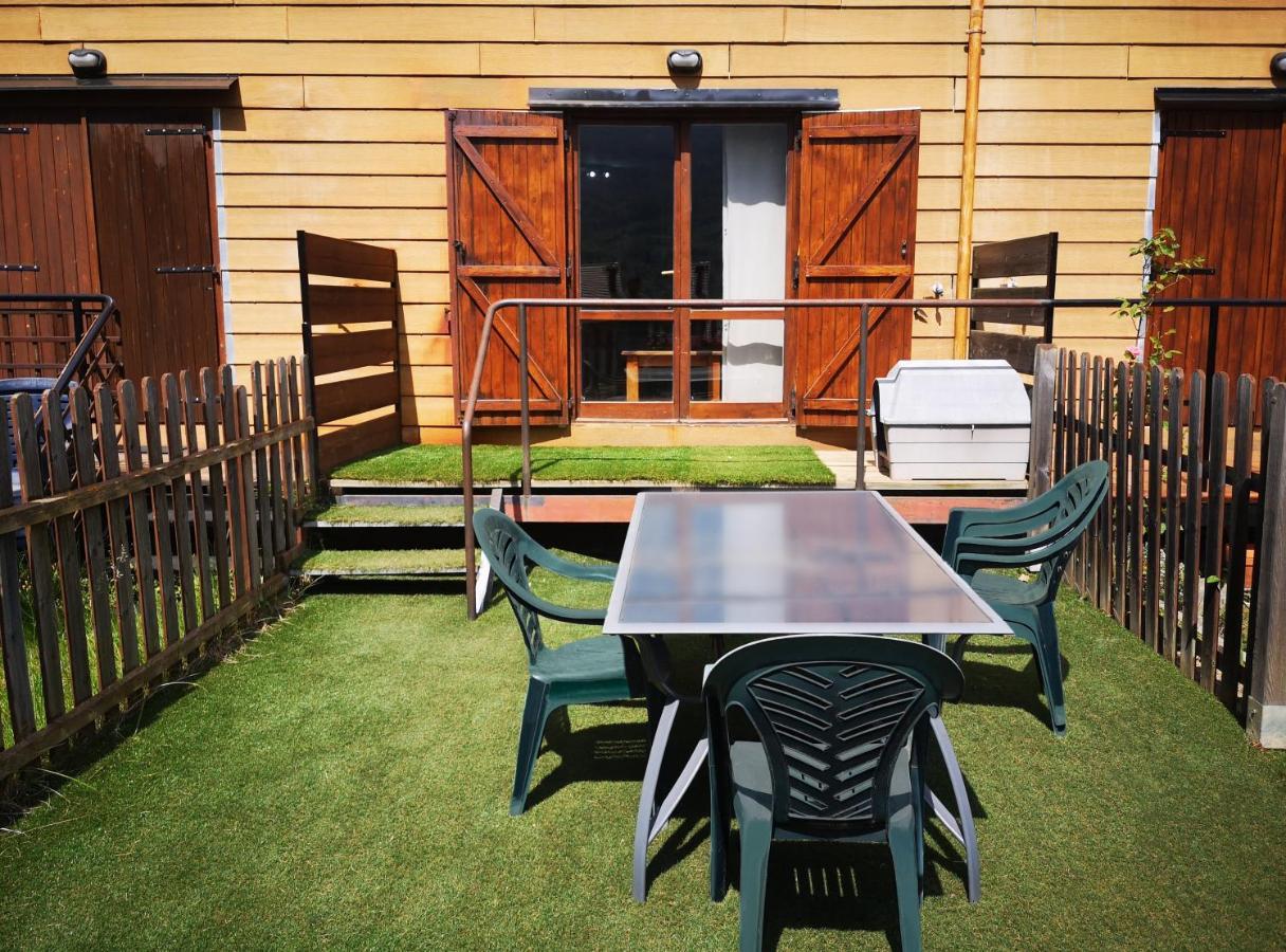 Duplex Con Jardin En Pirineos, Totalmente Equipado Apartman Villanúa Kültér fotó